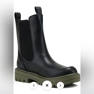 Soda GROTTO Women Lug Sole Color Rubber Sole Chelsea Booties - Size 7.5